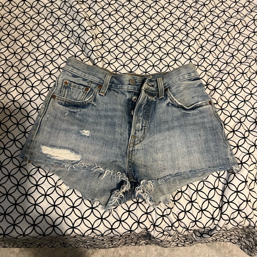 Levi’s 501 shorts - Picture 2 of 2